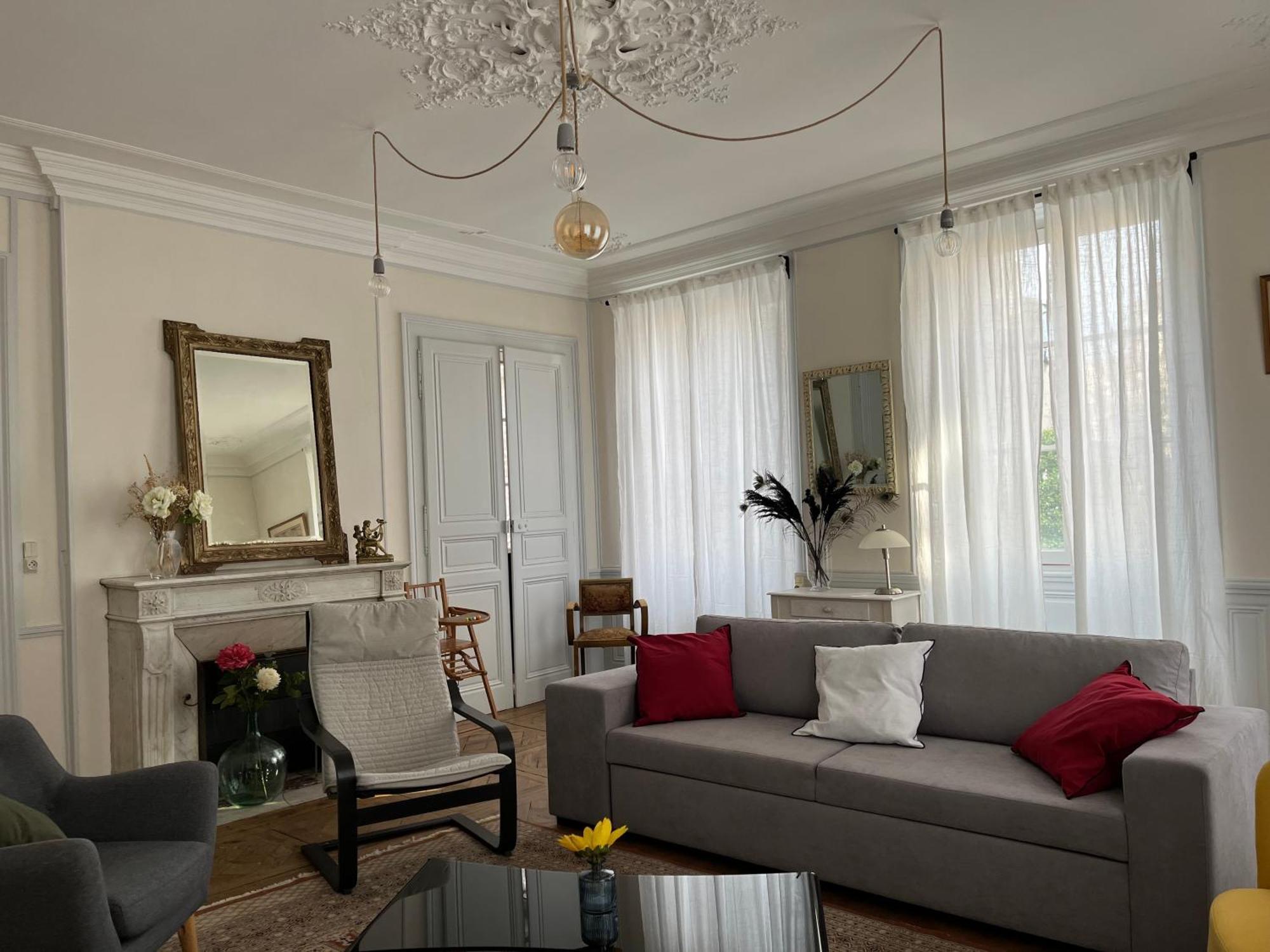 La Villa Louana 1 Appartement 160M2 Sobriete,Elegance En Coeur De Ville Aubusson  Exterior photo