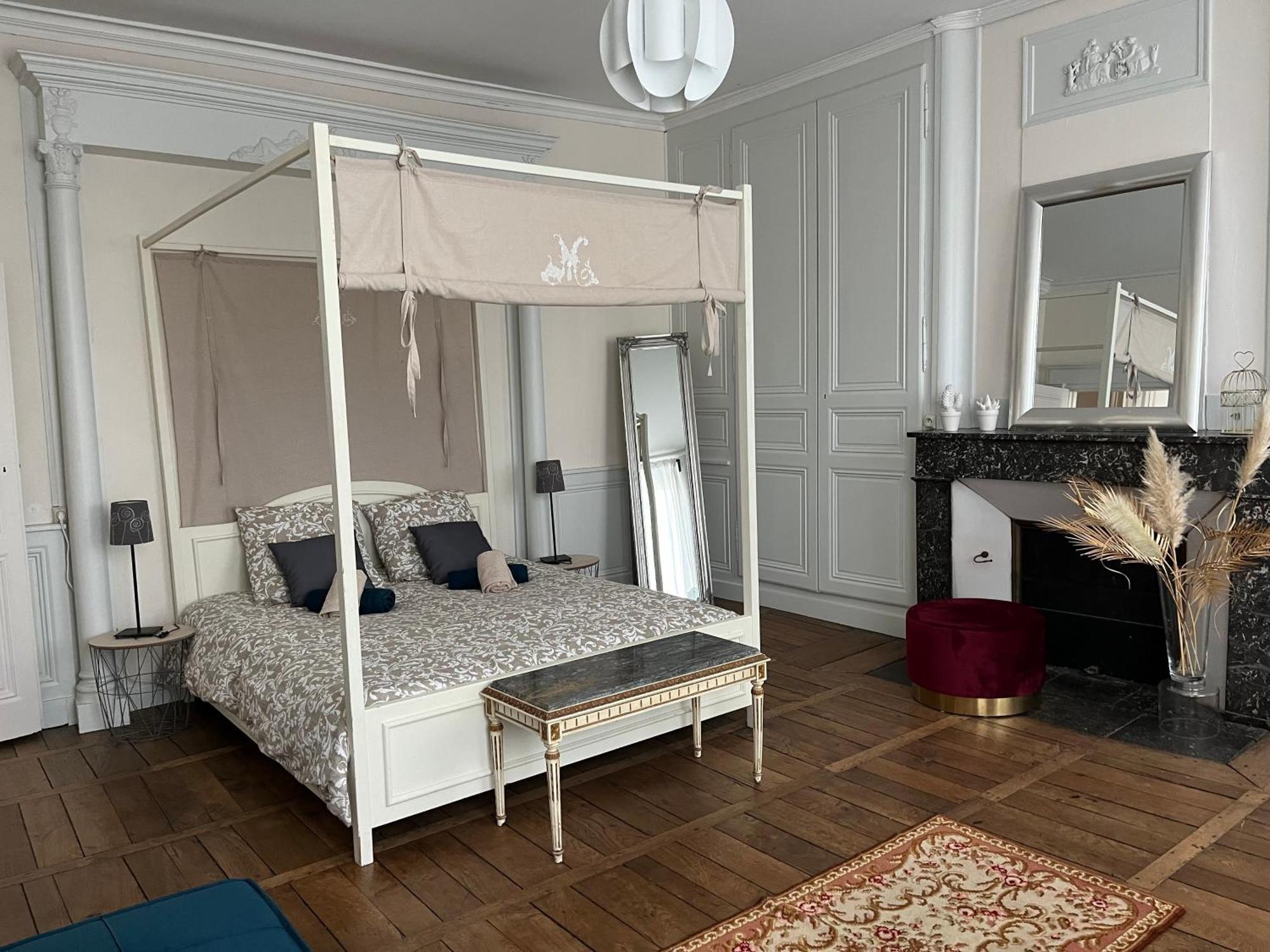 La Villa Louana 1 Appartement 160M2 Sobriete,Elegance En Coeur De Ville Aubusson  Exterior photo